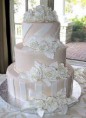 /album/decorados/a262870-bolos-decorados-para-casamento-1-jpg/